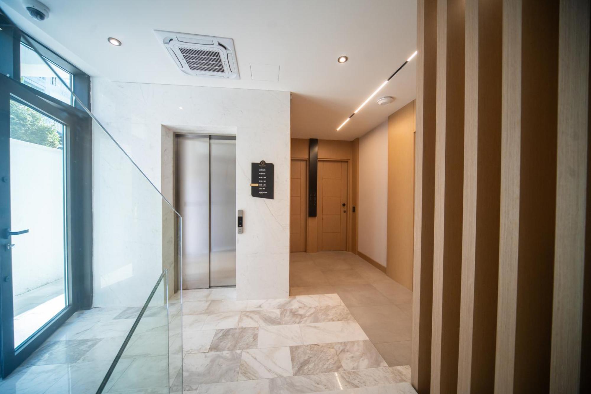 Exclusive Hotel ブドヴァ エクステリア 写真